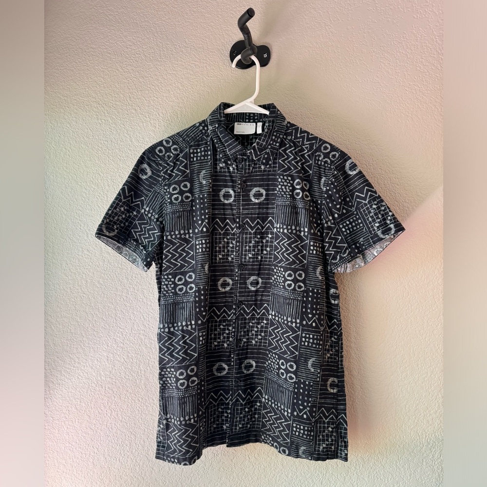 ASOS men’s button up size small